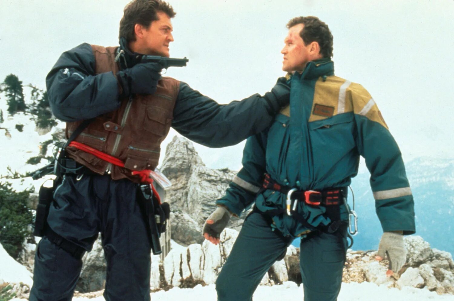 онни томмила фильмы. азартные игры фильм 2000. механик: воскрешение фильм 2016. приключение боевик триллеры сша. фильмы триллеры американские 2015.