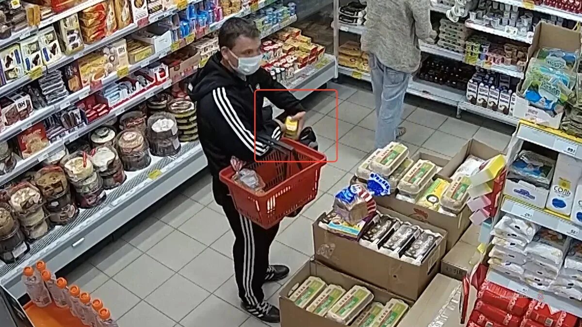 Статья за кражу. Кража в магазине уголовная. Алгоритм поведения при краже. Воровство в магазине. Кража в магазине одежды.