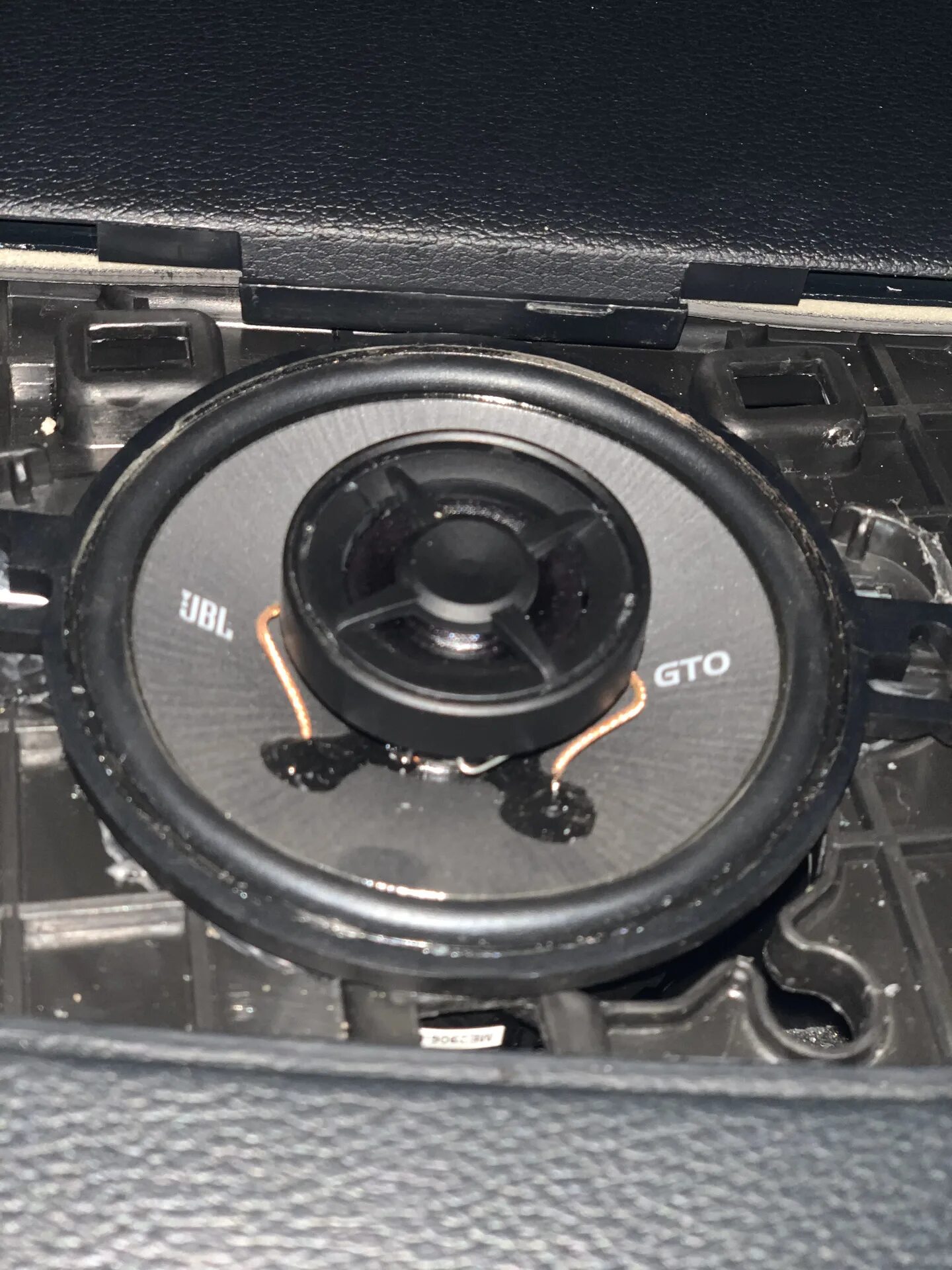 Центральный динамик Kia Ceed CD. Центральный динамик Kia Soul 1. Динамики кия соул JBL. JBL 329. Динамик сид