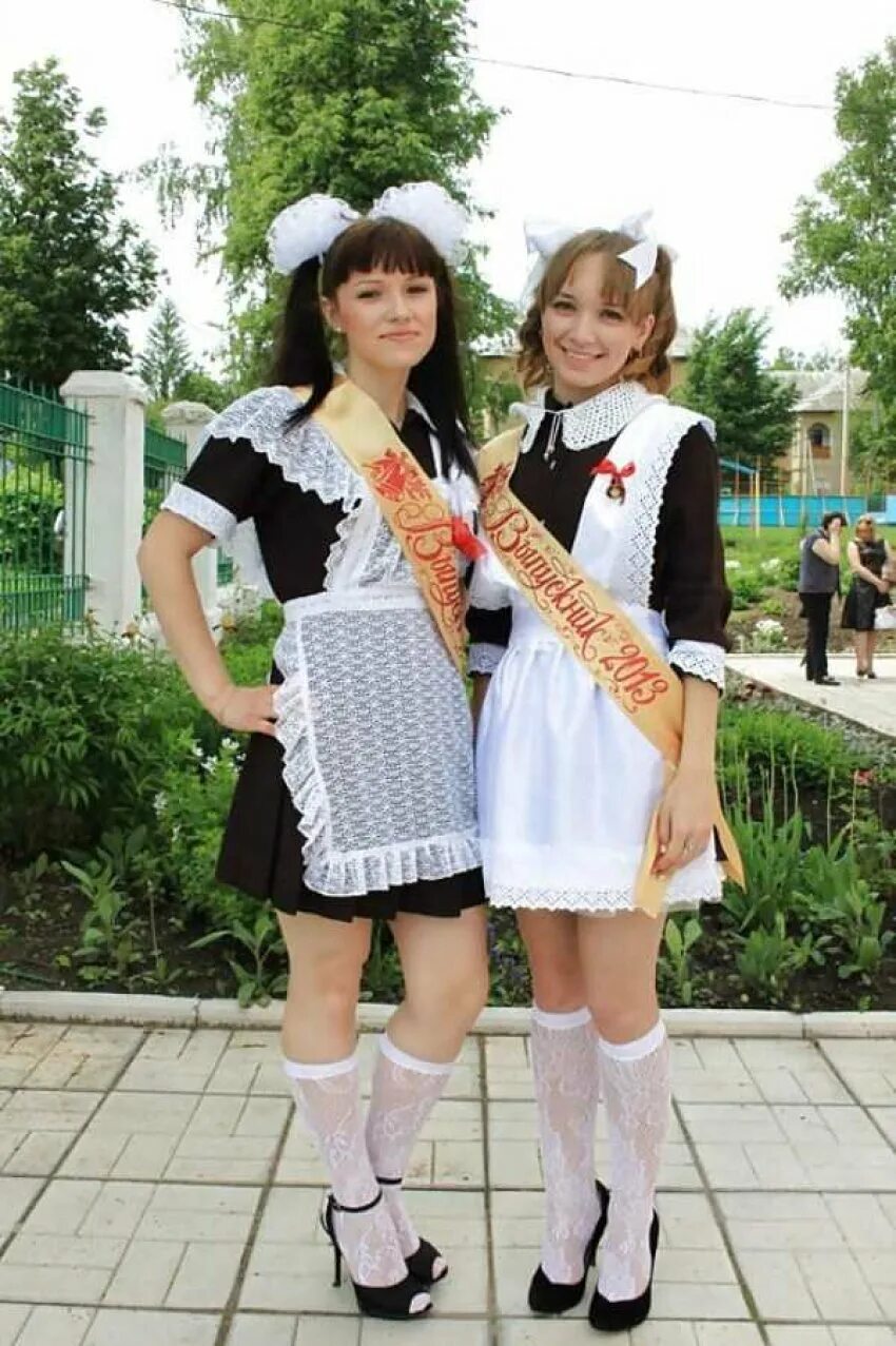 Очень молодую русскую школьницу