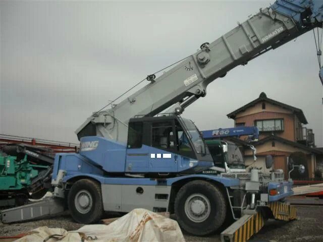 Кран Komatsu lw250. Кран самоходный Комацу lw250. Komatsu lw250-5. Komatsu lw250-5 Wing.