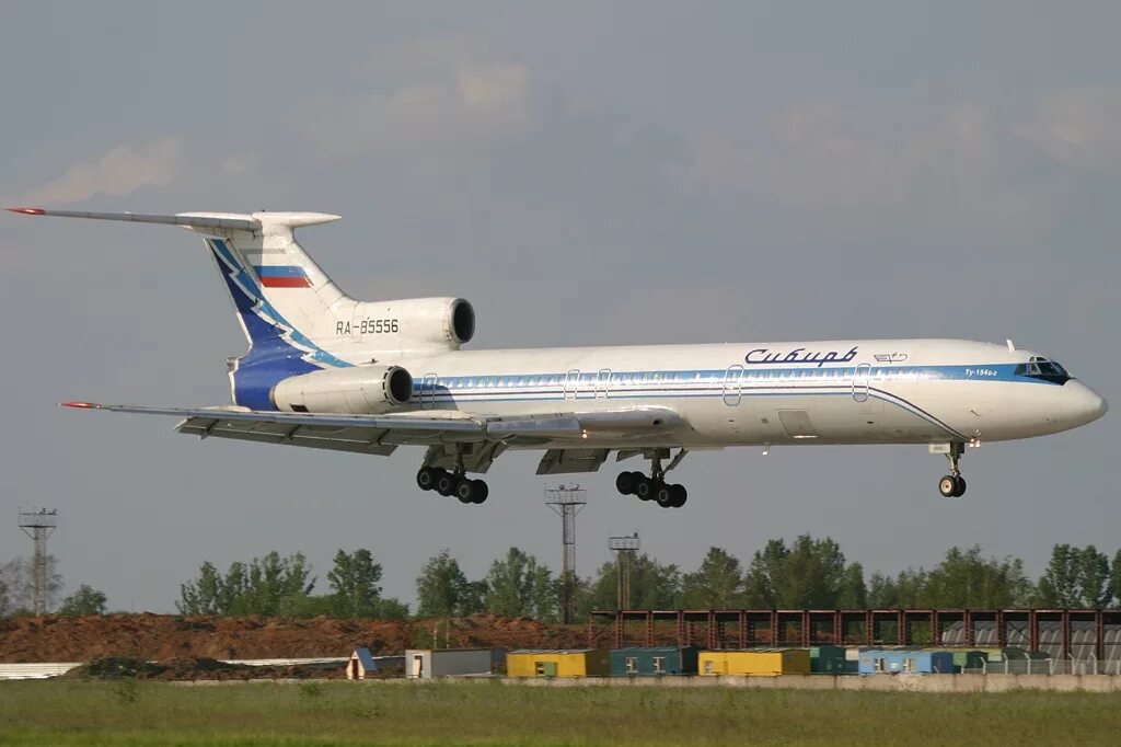 Ту-154б-2 ra 85556. Ту-154 ra 85556. Ту-154 пассажирский самолёт. Самолет ту 154 м. Самолет 2 раза в год