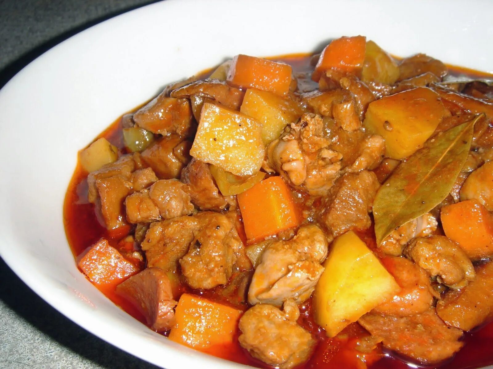 Рецепт рагу в мультиварке с мясом. Овощное рагу с мясом и картошкой. картофельное рагу с мясом. рагу в мультиварке с мясом. овощное рагу с мясом и картошкой в мультиварке.