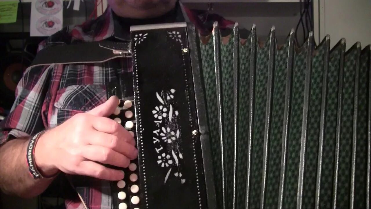 Левая клавиатура аккордеона, механика. Басовая механика гармони чайка 2. Как настроить гармонь чайка 2. Как настроить гармонь. Левая механика гармони чайка 2.