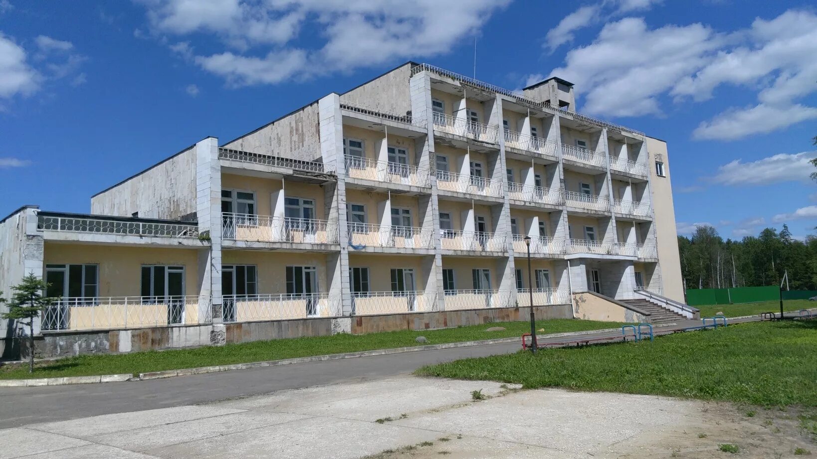 Лагерь заря дмитровский район. Лагерь заря московская область. Заря путевки. Заря путевки. Лагерь заря дмитровский район.