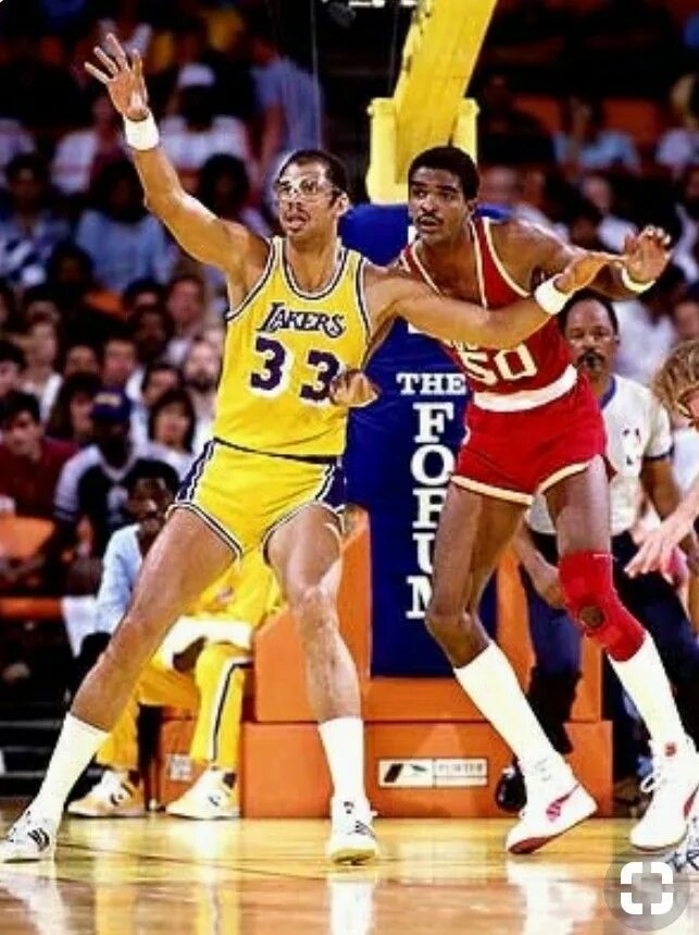 Тайр сэмпсон. Ральф сэмпсон баскетбол. kareem abdul-jabbar. sampson баскетболист.
