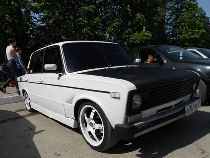 Белая калитва машины