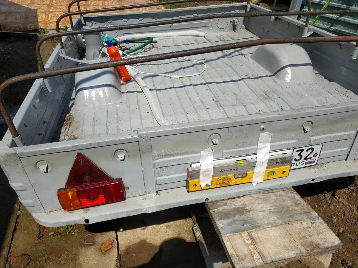 курганский прицеп 8213. прицеп "профи" 2х1,3 кремень. 3. 014. 002 «компакт».