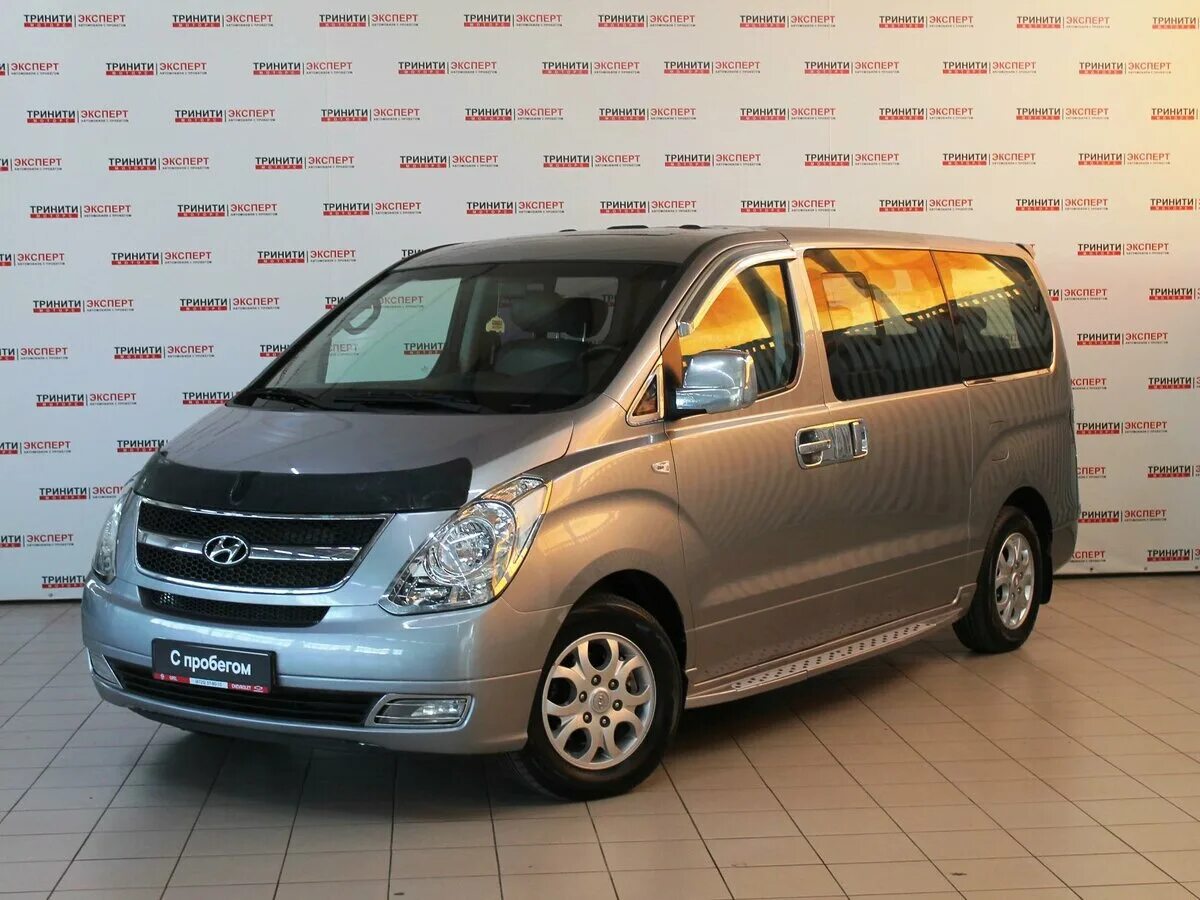 Авито купить гранд старекс. Hyundai Grand Starex 2012. Hyundai Grand Starex 2011. Hyundai Grand Starex i 2012. Hyundai Grand Starex 2.5.