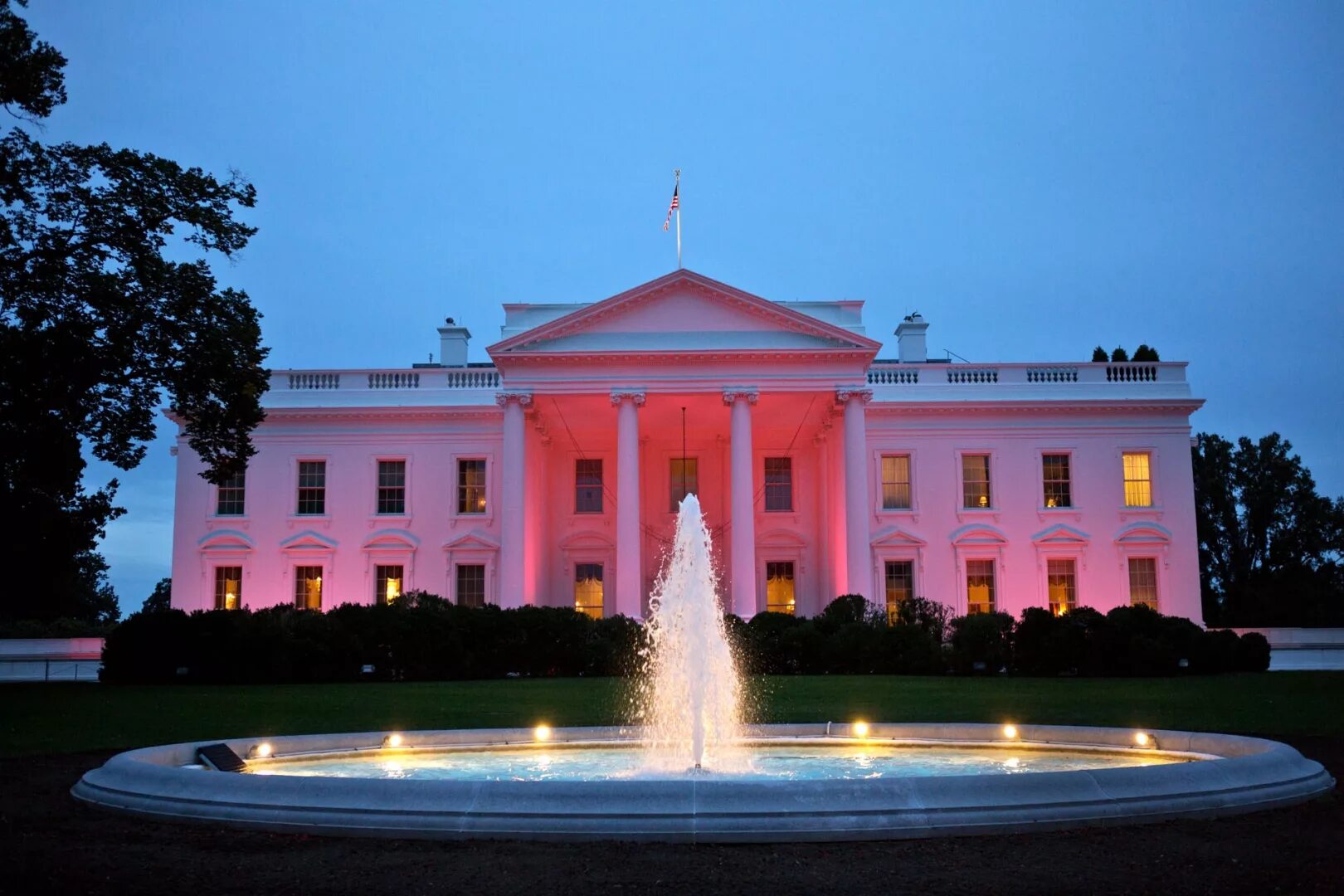 Белый дом страна. Белый дом (the White House), Вашингтон. Резиденция президента США В Вашингтоне. Резиденция президента США белый дом. Белый дом Вашингтон 6 этажей.