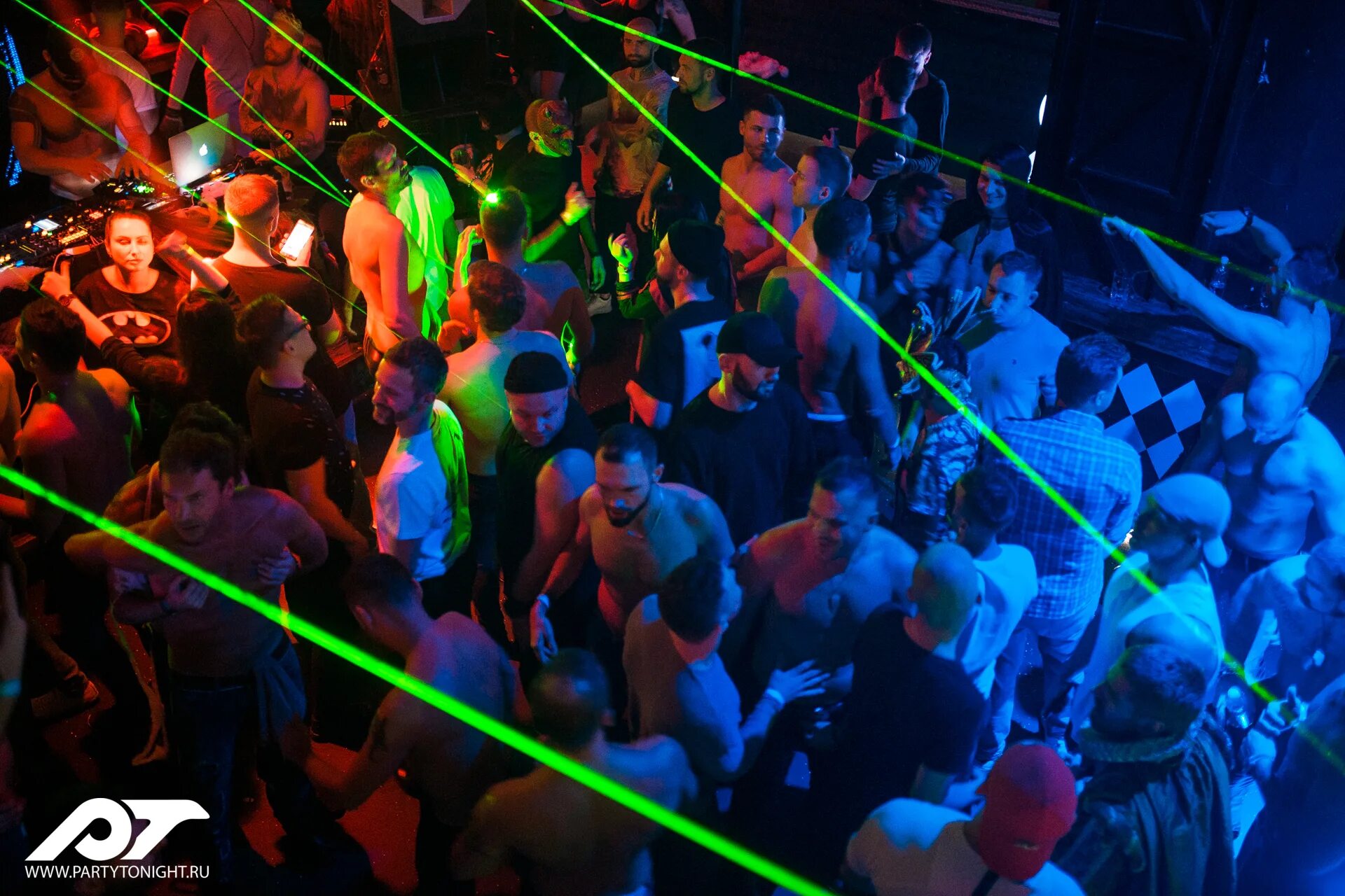 Play club игра. Play club игра. Playhome игра 18. клуб романтики игра. 3d illusion игра.