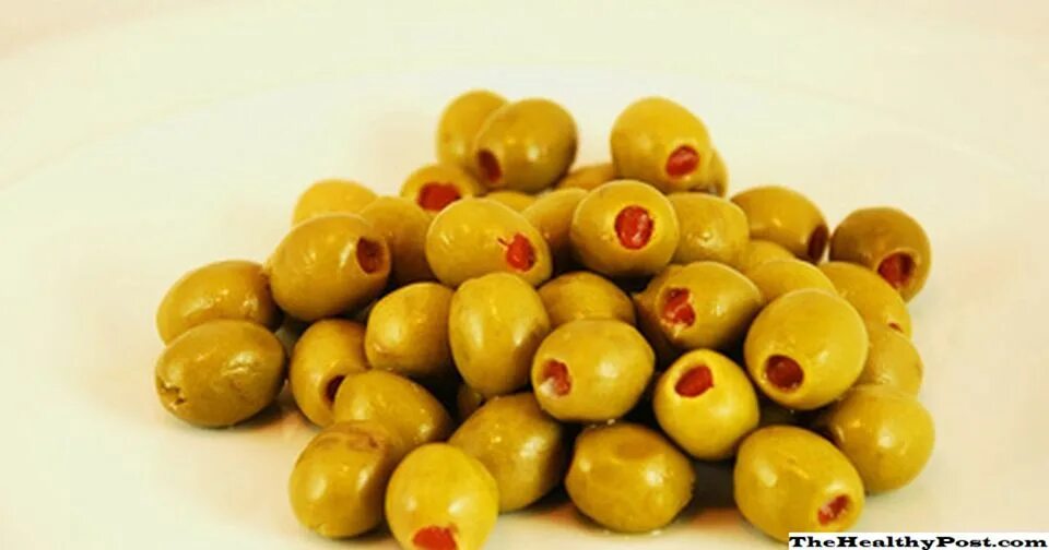 Оливки Olives Испания. Маслины Испания. Испанские маслины. Оливки с перцем.