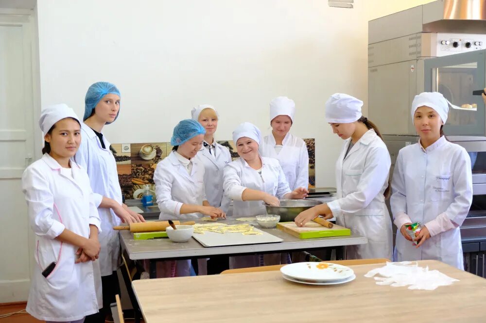 Медицинский колледж как называется