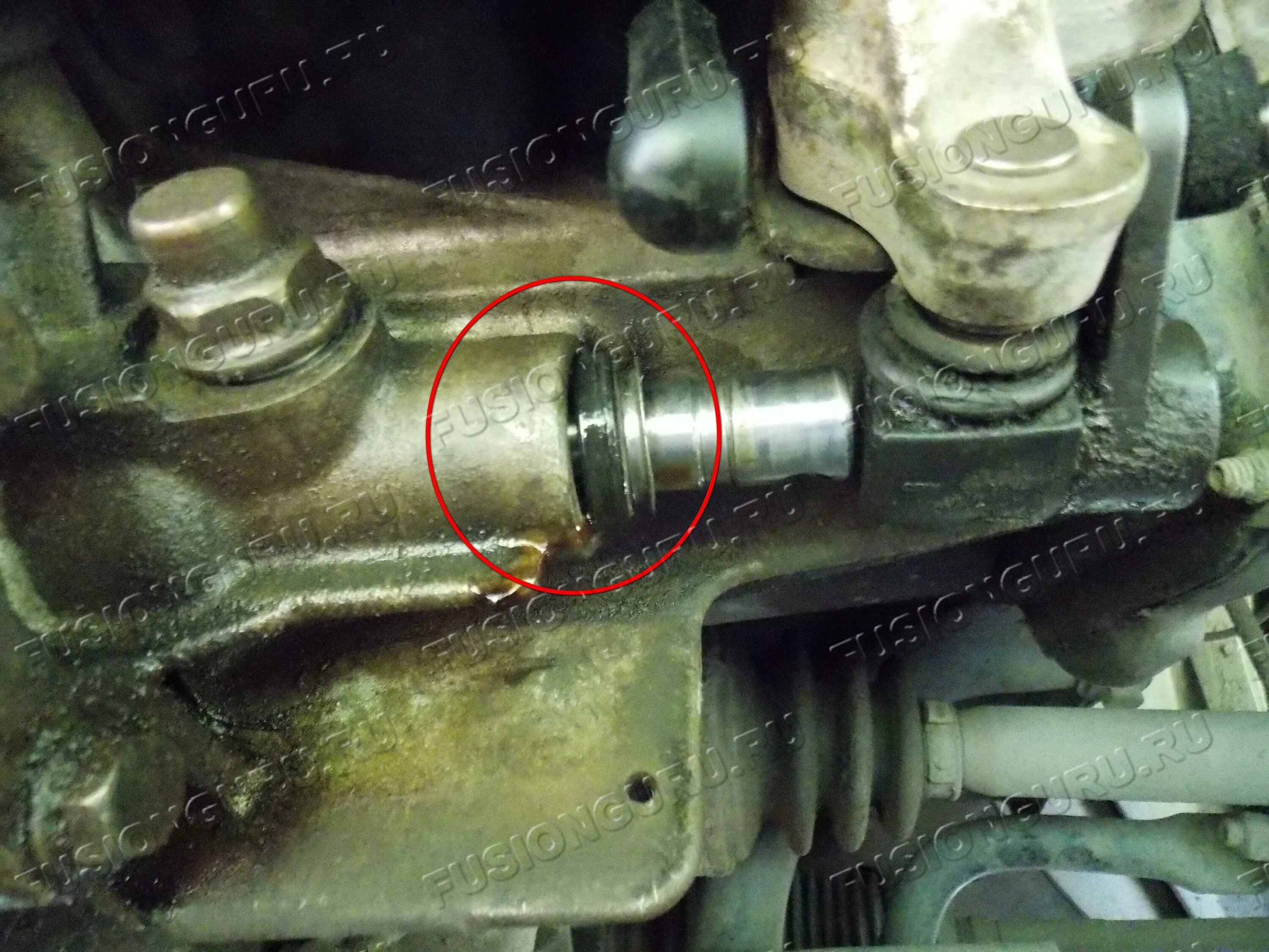 4. Сальник первичного вала 2170. Замена сальника ркпп уаз. Сальники раздаточной коробки нива шевроле. Сальник хвостовика коробки r33 rc71.