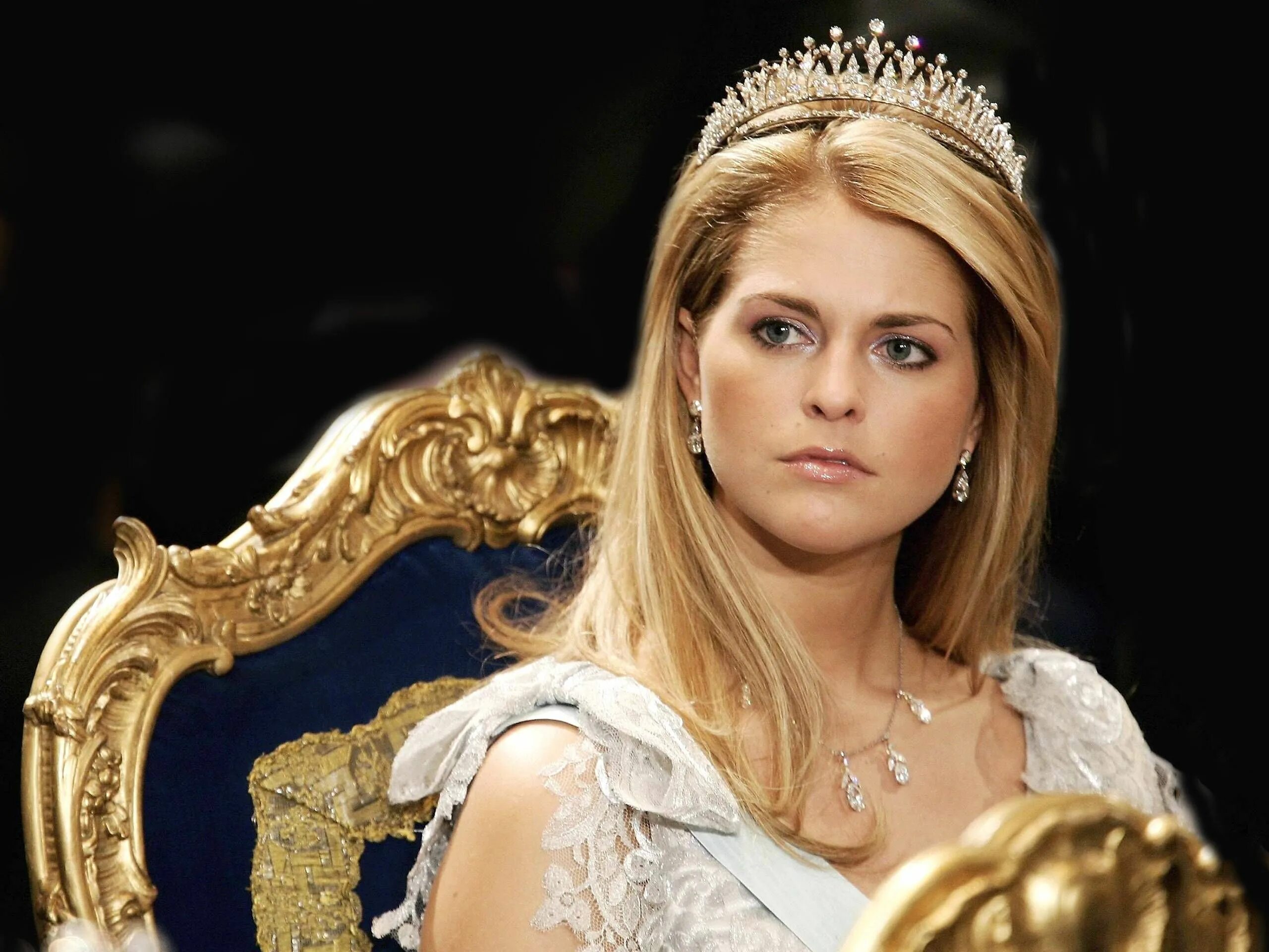 Настоящие принцессы. Королева нидерландов максима в молодости. Королева-консорт нидерландов максима. Аврора дисней косплей. Покажи самых красивых принцесс.