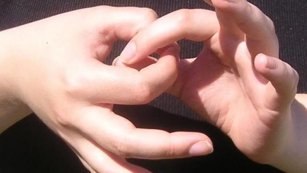 Тест омура. Кинезиологический тест омура. Мышечное тестирование руки. Тест омура самостоятельно. Кольцевой тест омура.