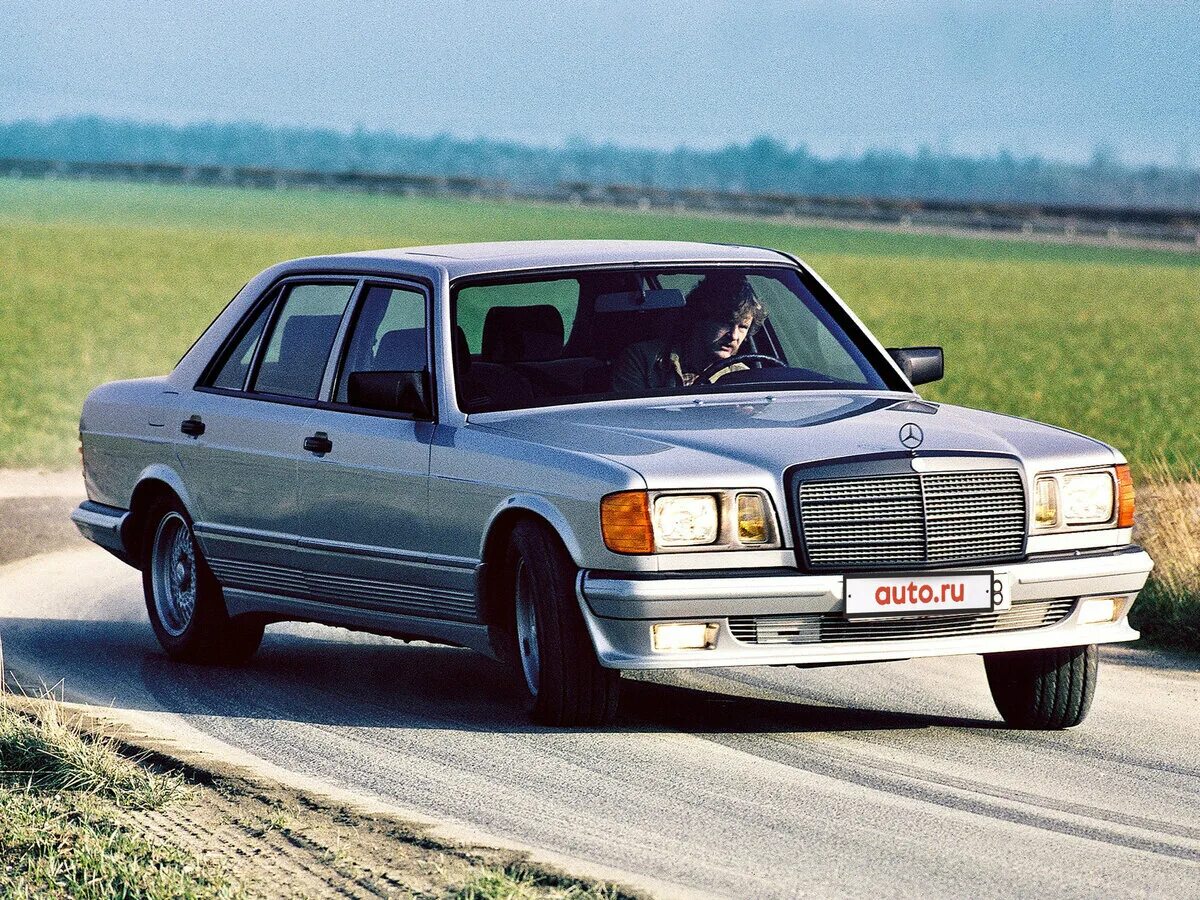 Купить старый мерседес. Mercedes-Benz w126. Mercedes Benz w126 Lorinser. Мерседес w126. Мерседес Бенц 126.