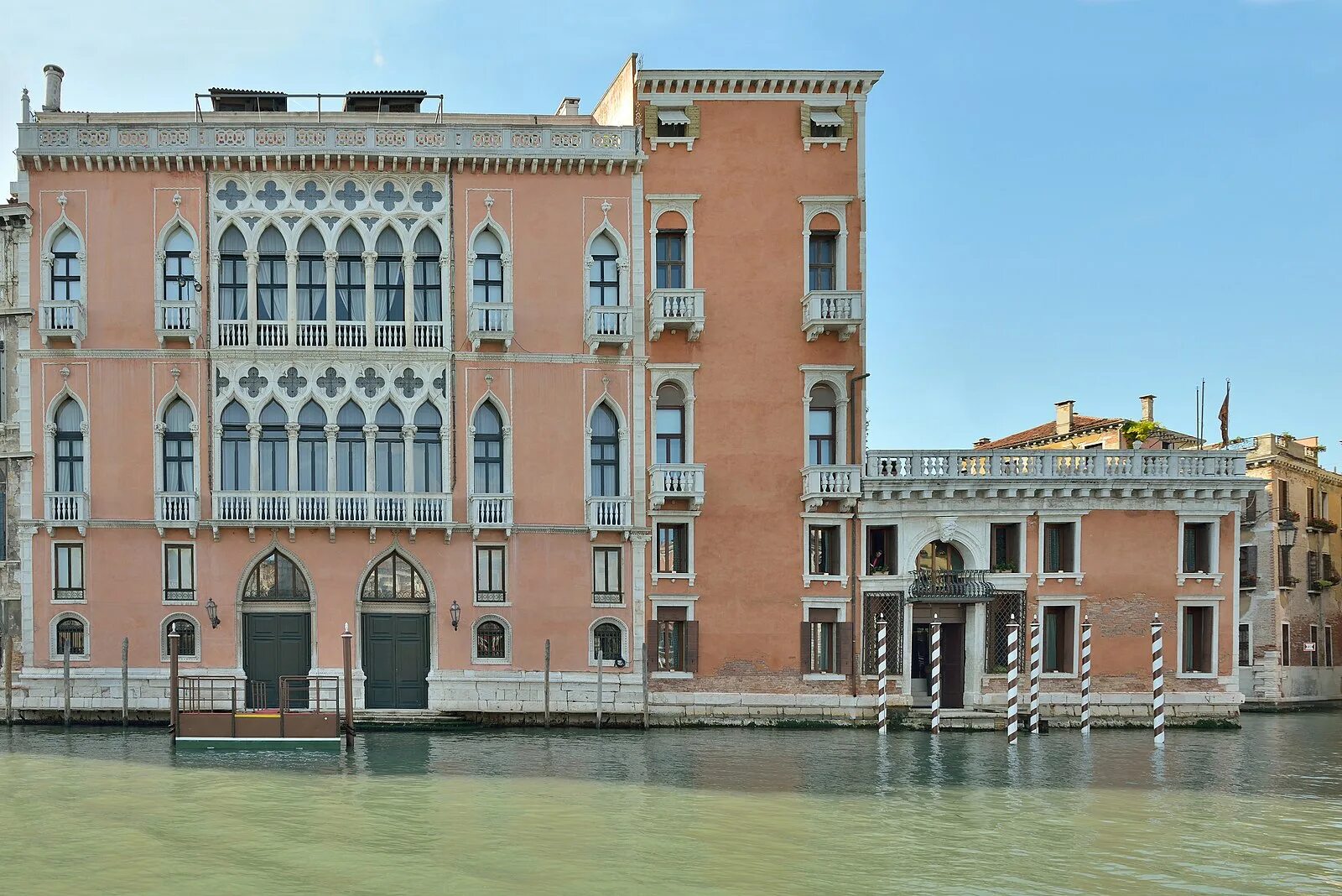 1440 60. Венеция палаццо Пизани Моретта. Палаццо Пизани. Палаццо Барбариго Венеция. Палаццо Пизани Моретта внутри.