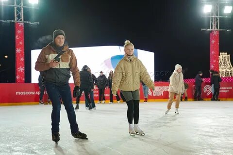 Каток на речном вокзале 2024