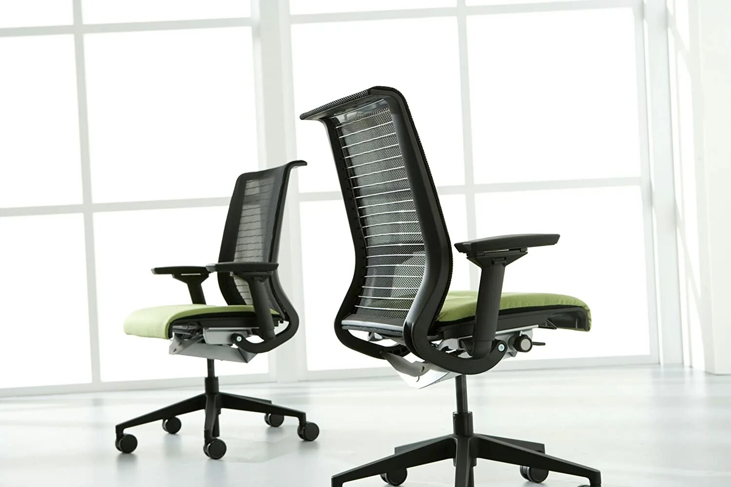 Think chairs. Кресло steelcase think. steelcase eg7 кресло. steelcase sarb кресло. steelcase кресла 57400-sarrebourg.
