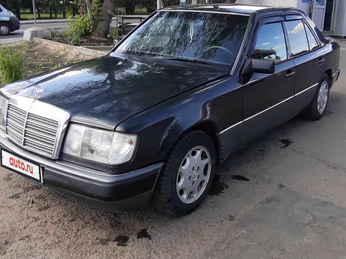 Mercedes 1992. Мерседес 124 1992. Mercedes 124 1992. Мерс 124 1992. Mercedes w124 1992 года.