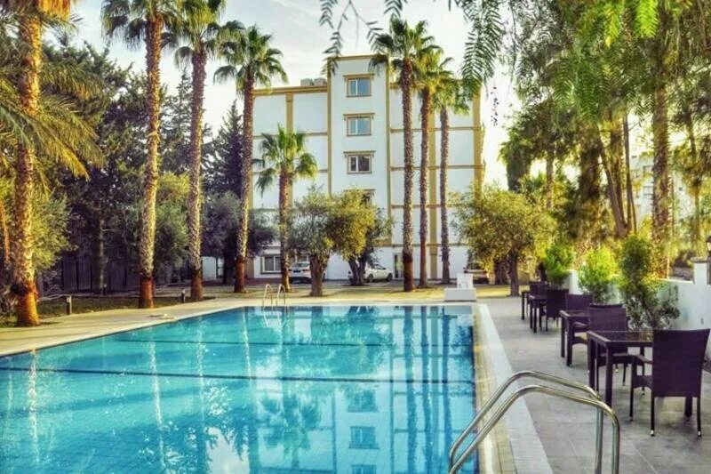 Hawaii caesar palace hotel aquapark 5 в хургаде. Lords palace hotel cyprus. Amirun гостиница. Парк палас фото. Caesar palace hotel 5* египет.