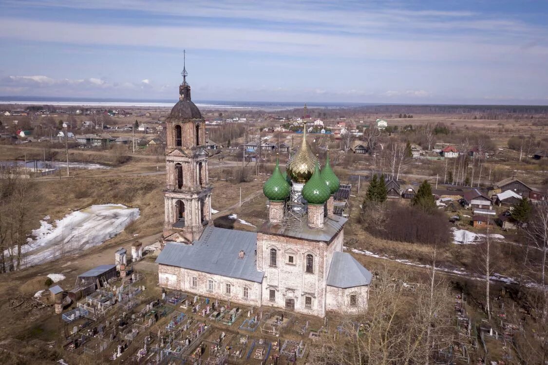 Заболотье ярославская область некрасовский. Спасская Церковь Рыбницы. Рыбницы Ярославская область Некрасовский район. Церковь Спаса Нерукотворного (Рыбницы). Спасский храм в селе Рыбницы.