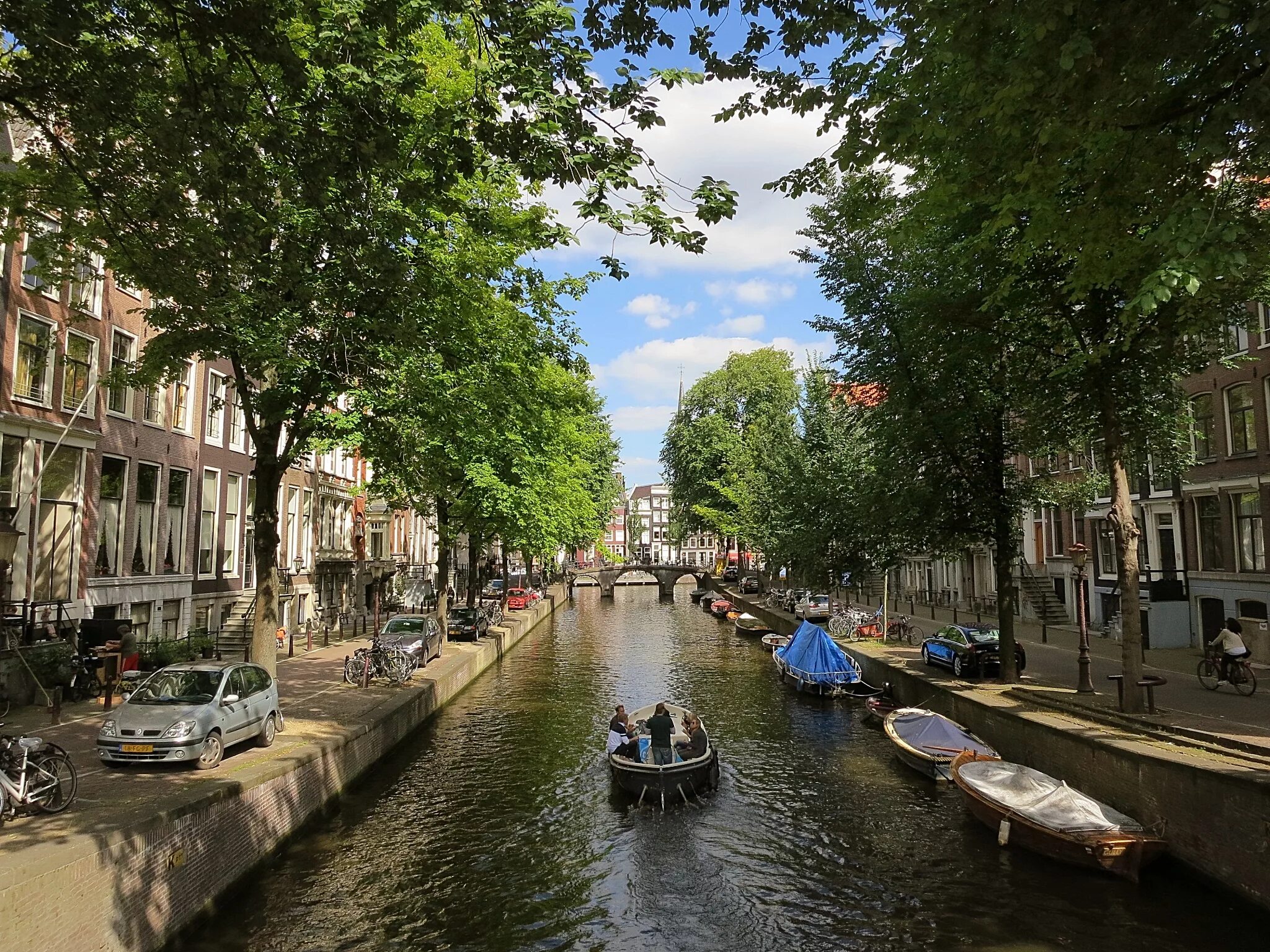 Canal s. Канал Херенграхт Амстердам. Амстердам канал Кайзерграхт. Канал Принсенграхт Амстердам. Нидерланды каналы Амстердама.