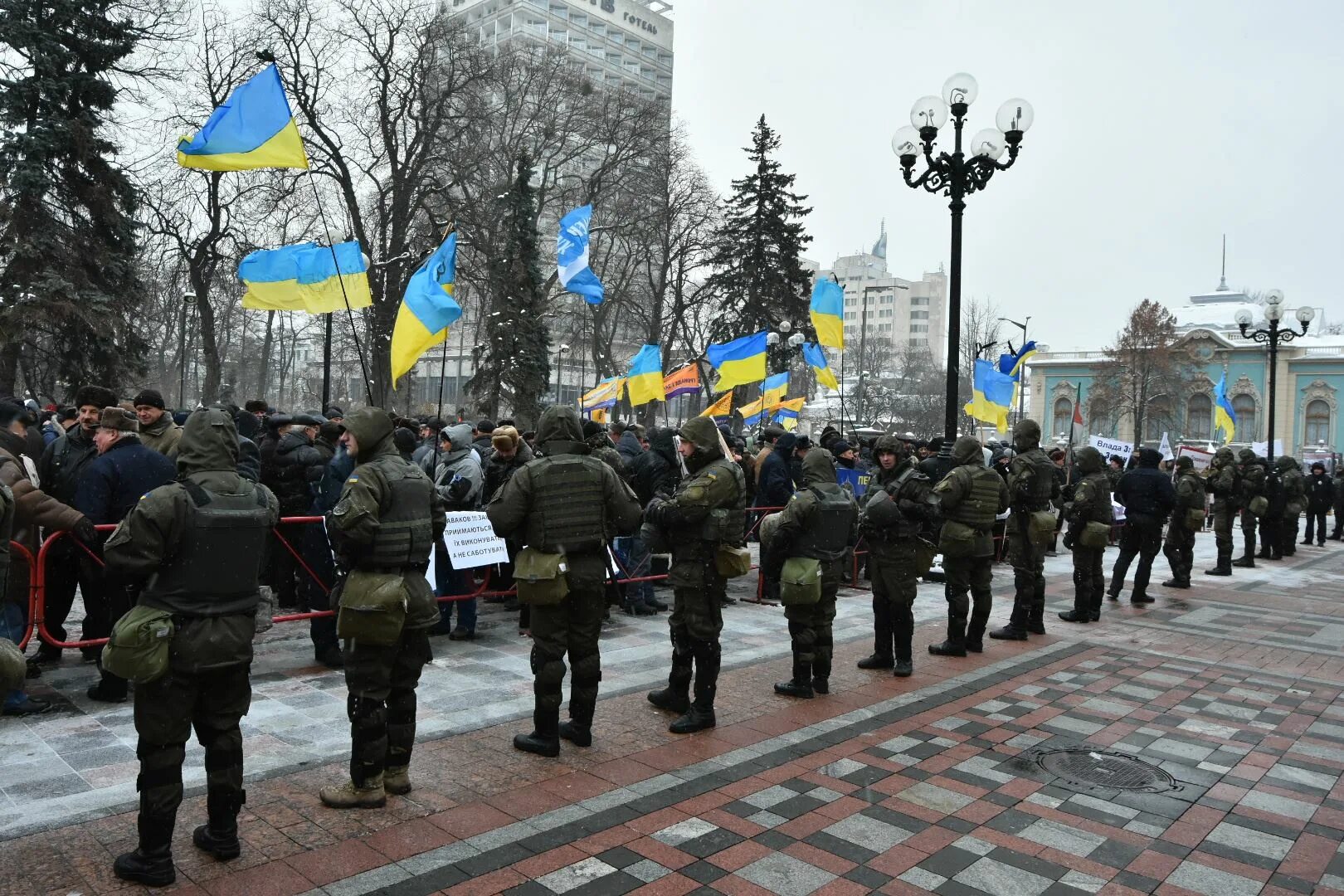 Киев за три дня прикол. Киев брать. Взять киев. Киев 2022. Украина столица киев крещатик.