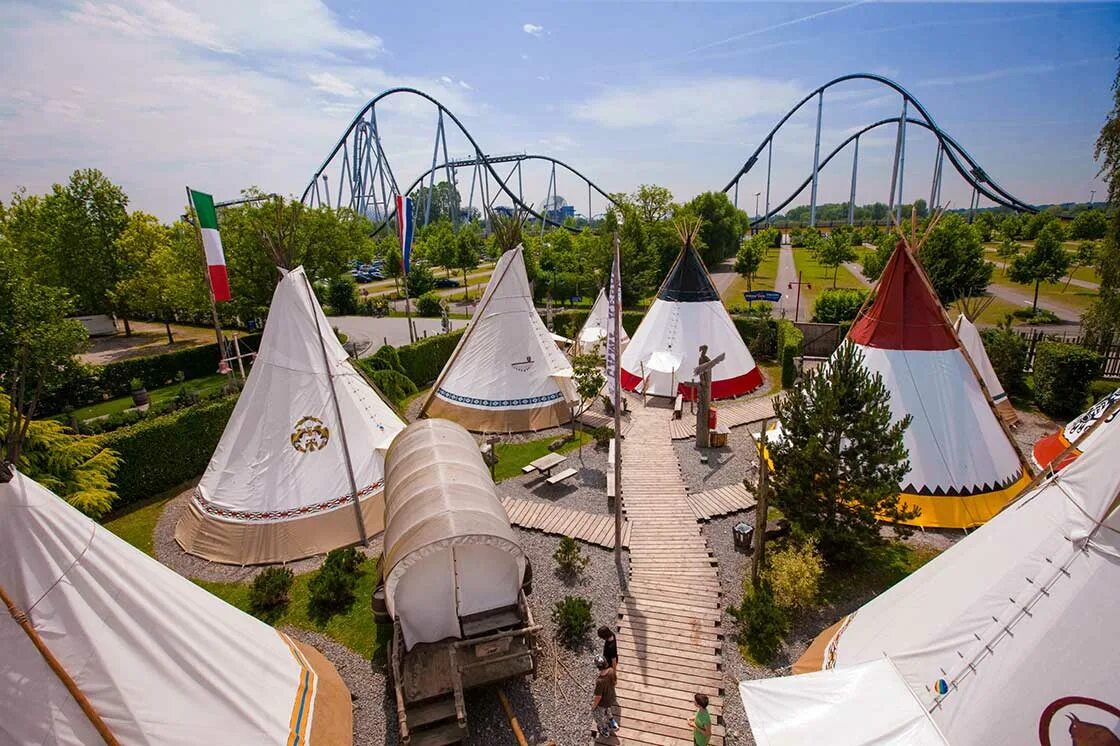 Camping park. Парк Camp. Европапарк в Германии. Парк в Германии для детей. Кемпинг парки.