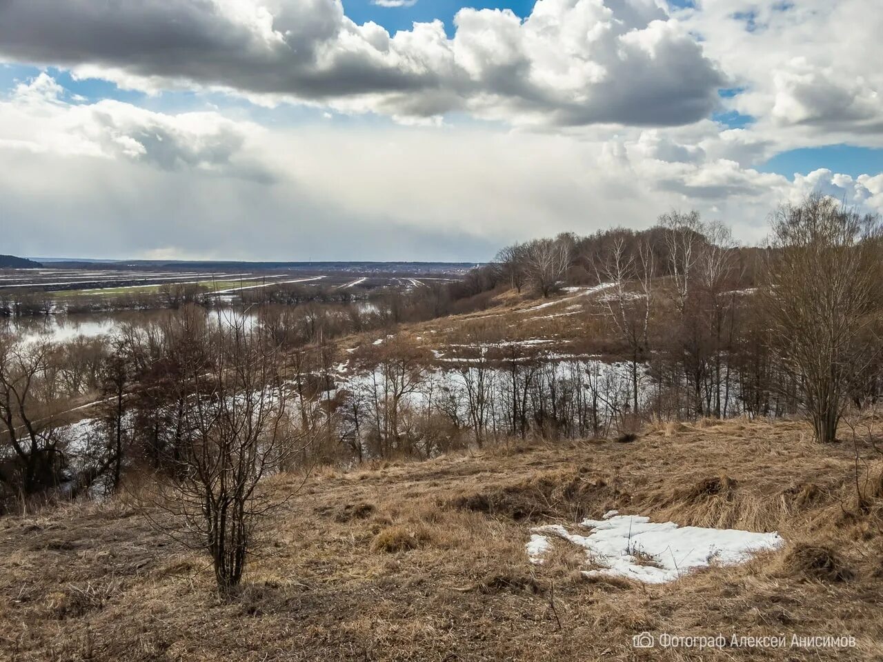 Колодези озеры. Озеры московская область природа. фото весны март. белые колодези.