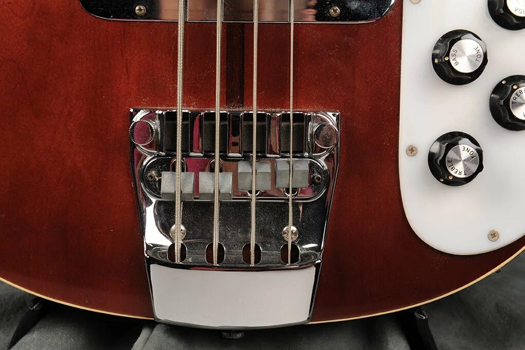 Bubago bass. Rickenbacker 4001 Роджер Гловер. Rickenbacker 4001s. Бас гитара Rickenbacker 4001. Rickenbacker 4001 1974.