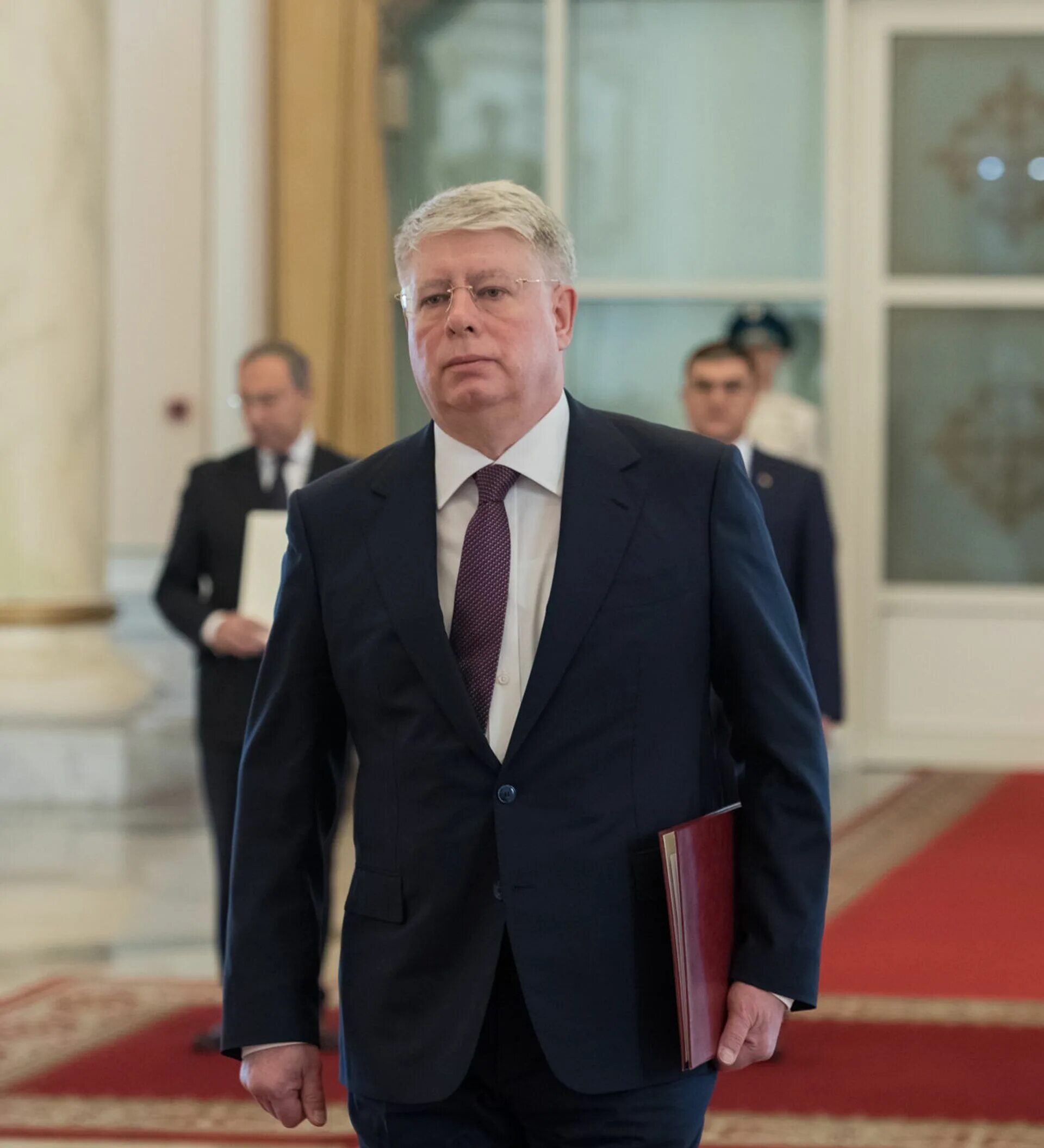 Пост посла