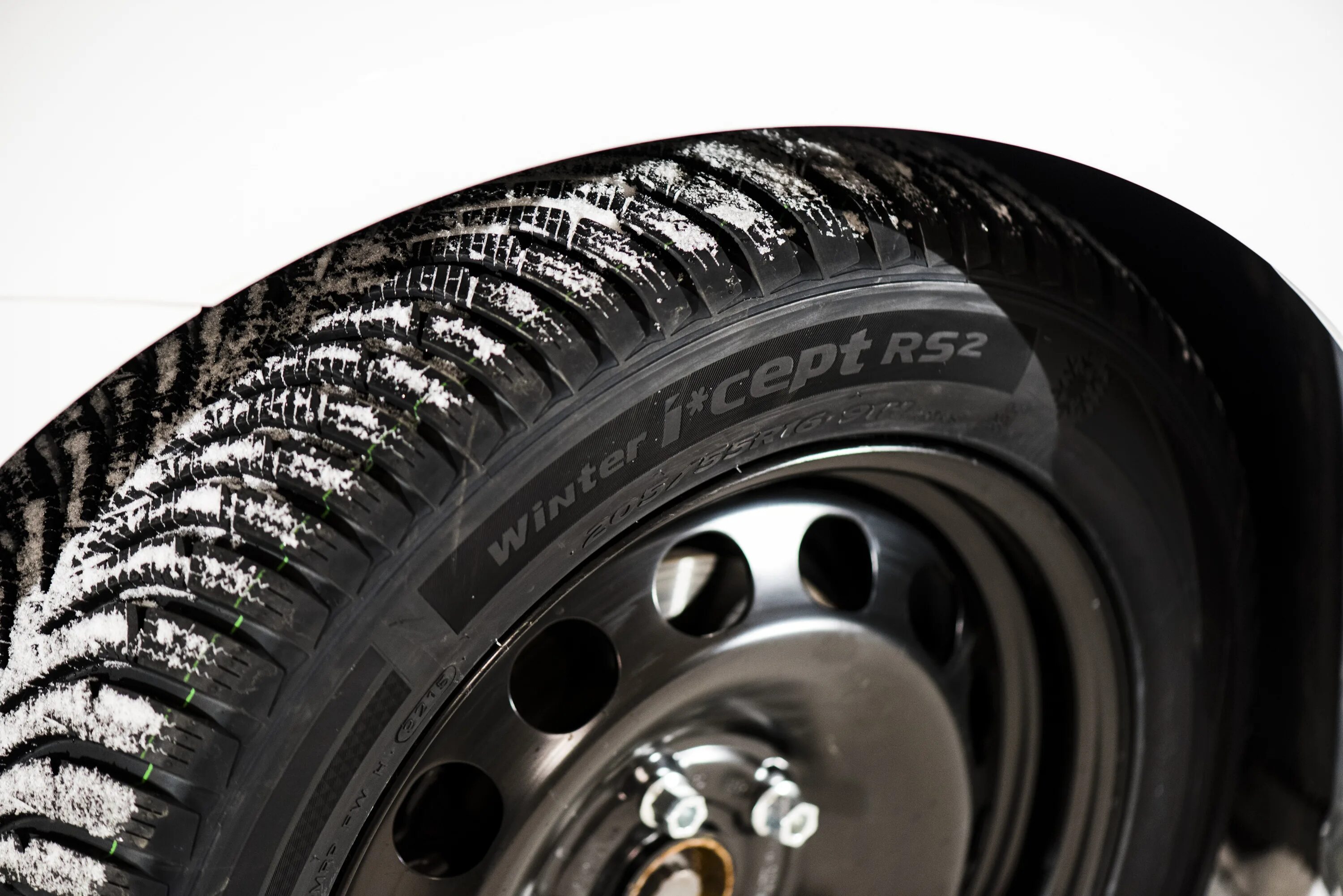 Зимняя шина краснодар. Hankook Tire Winter i*cept rs2 w452. Hankook Winter i*cept RS w442. Winter i*cept RS w452. Kumho rs02.