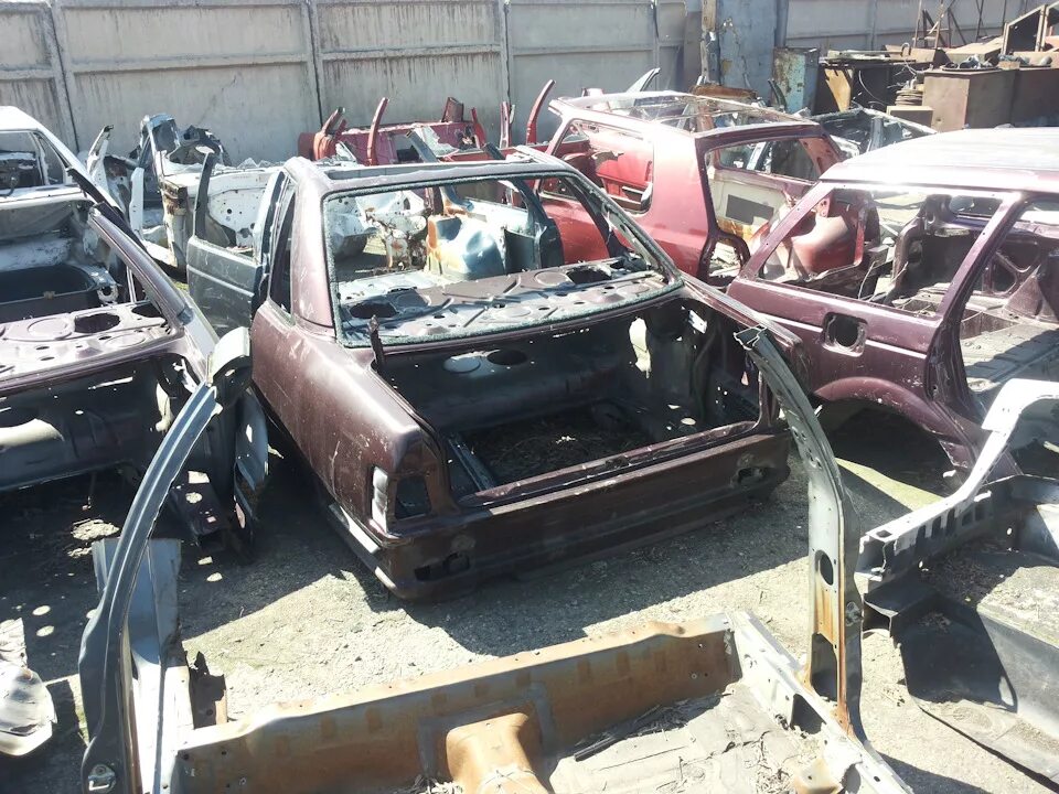 Ауди 100 с3 седан. Запчасти ауди 100 с3. Ауди 100 45 кузов 2. Ауди 100 с3. Ауди 100 44 кузов переходная.