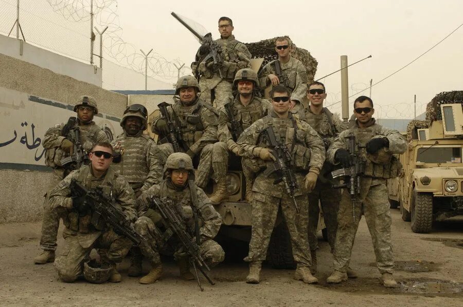 The u s army. Us army in iraq 2003.