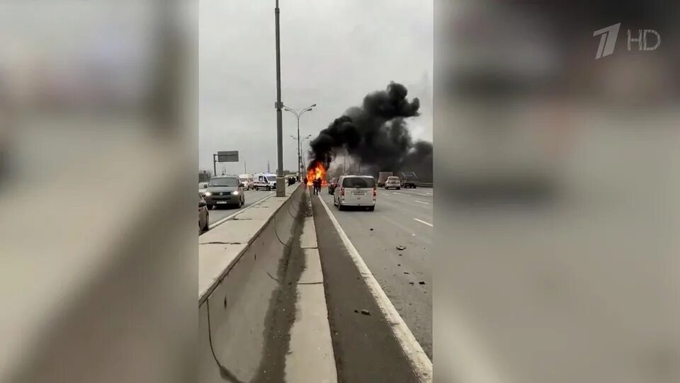 Погоня на МКАДЕ. Погоня на МКАДЕ сегодня. Перестрелка в Москве на МКАДЕ. Настоящая погоня. Что случилось в подмосковье сегодня кто стрелял