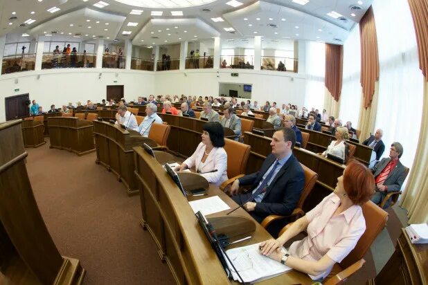 Сайт законодательного собрания красноярского. Заксобрание Красноярск. Заксобрание Красноярского края. Законодательное собрание Красноярского края фото. Депутаты Законодательного собрания Красноярского края фото.