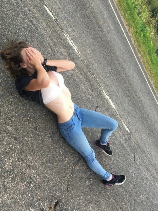 сливать девочку подростка