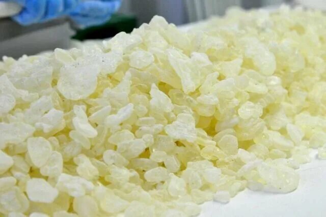 Смола фисташкового дерева. Mastic gum. Смола мастикового дерева. Фисташковая смола. Мастика смола.