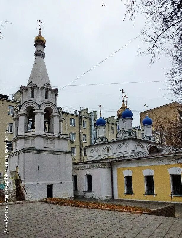 феодора студита в москве. храм феодора у никитских ворот. внутри храма феодора студита у никитских ворот. церковь федора студита у никитских. церковь феодора студита и смоленской иконы божией матери.