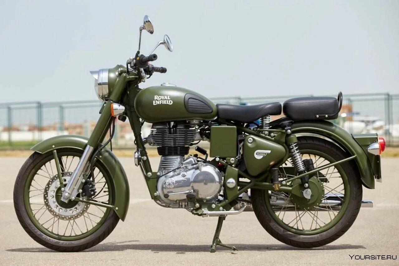 Энфилд мотоцикл купить. Мотоцикл Роял Энфилд 500. Royal Enfield Classic 500cc. Мотоцикл Royal Enfield. Индийский мотоцикл Royal Enfield 500.