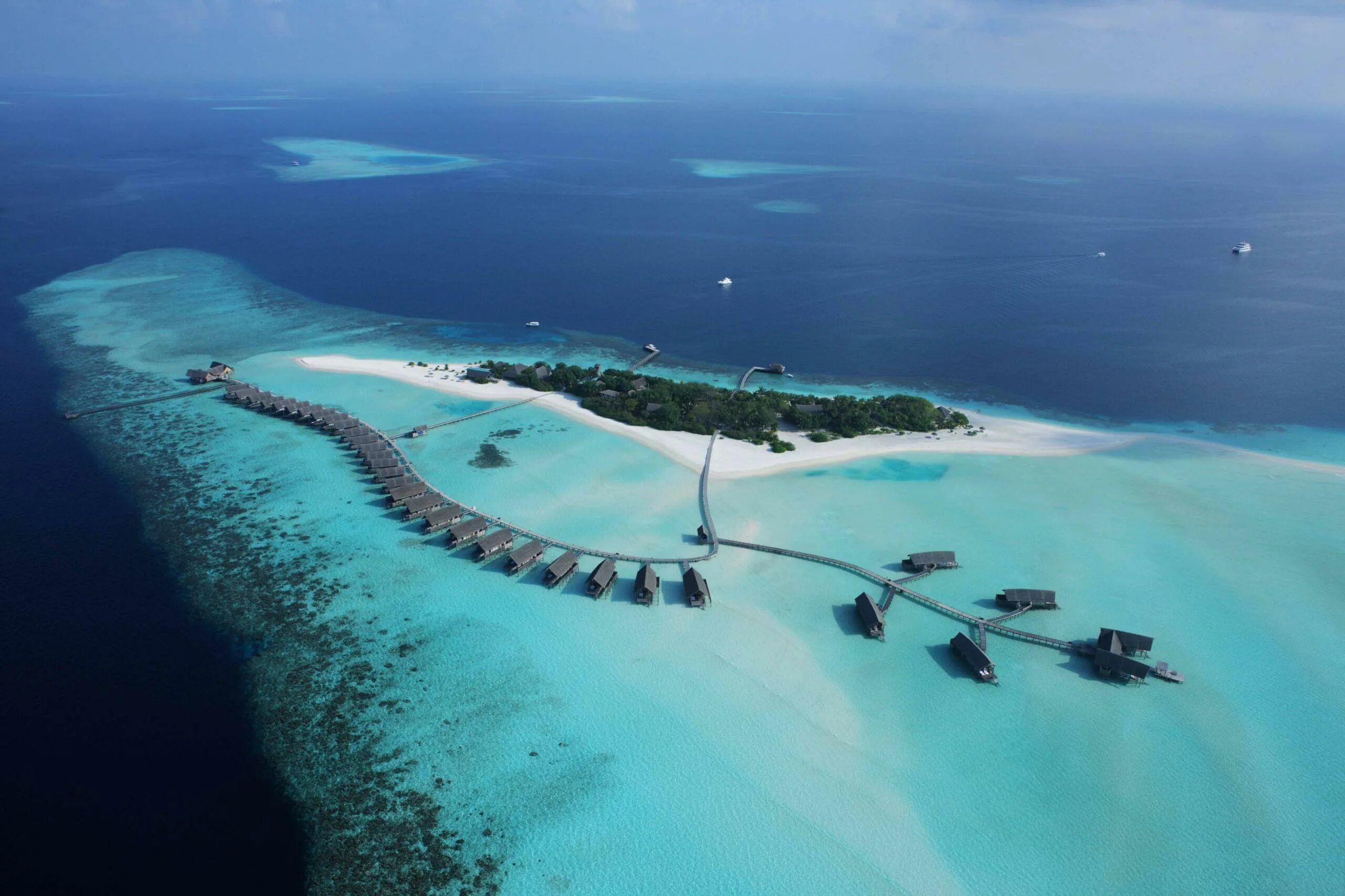Emerald maldives resort spa 5 мальдивы. Ocean retreat мальдивы. мальдивы парадайз бунгало. аэропорт gan мальдивы. покажи мальдивы.