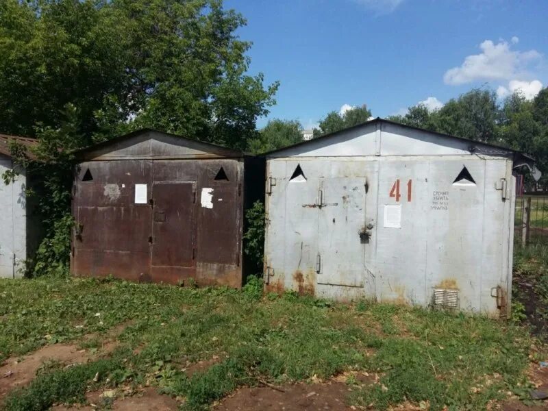 Гаражная амнистия. Гаражная амнистия фотосток. Гаражная амнистия. Гаражи на муниципальной земле. Гаражи летом.