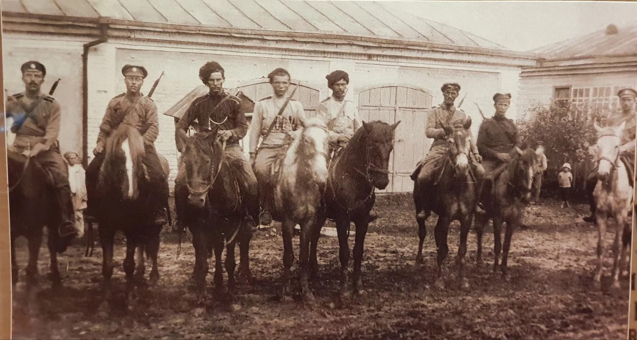 Первая конная ростов на дону. Штаб первой конной армии 1919. Добровольческой армии Генерала Деникина. Генерал Марков добровольческая армия.