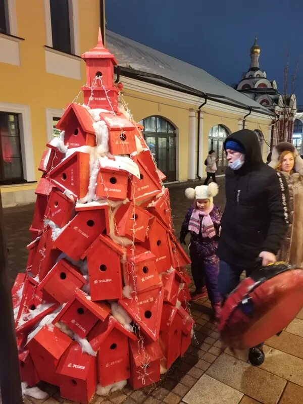 оригинальная елка. нестандартные елочки. дизайнерские елки. необычные елки. креативная елка.