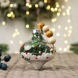 Елочные игрушки снег