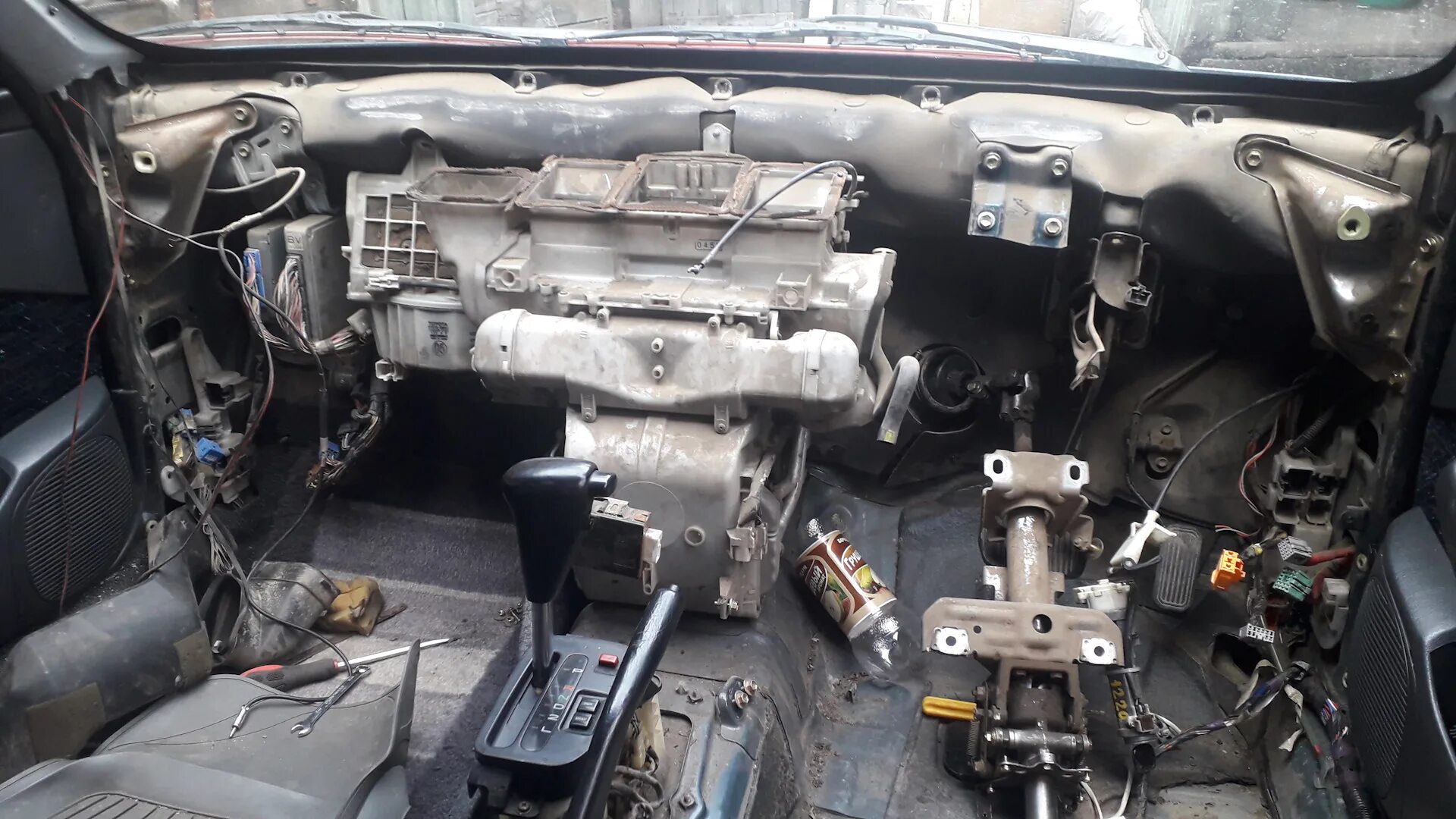 Сервопривод тойота калдина. Корпус печки toyota caldina st195. Калдина 190 печка. Печка калдина 246. Печка калдину.