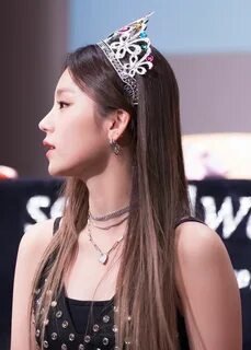 Нетизены влюбились в профиль Еджи из ITZY - K-pop