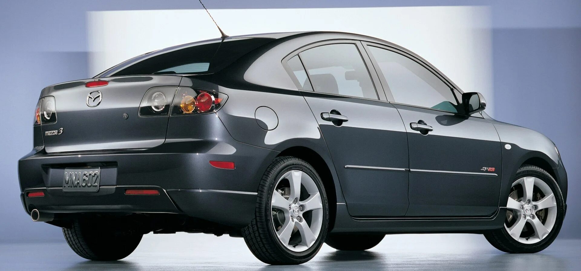 Mazda 3 кузова. Мазда 3 седан 2008. Мазда 3 в Старом кузове седан. Мазда 3 седан 2007. Мазда 3 в Старом кузове хэтчбек.